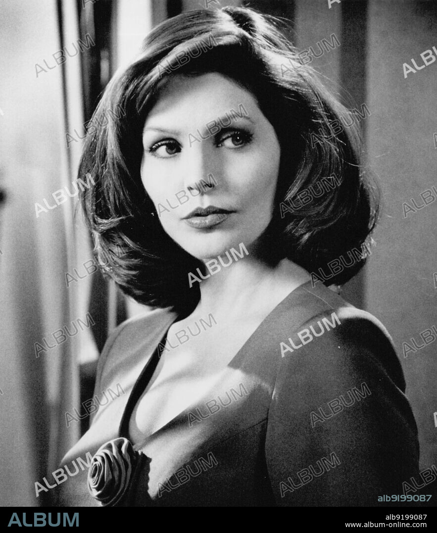 PRISCILLA PRESLEY in NAKED GUN 2 1/2: THE NAKED GUN 2 1/2: THE SMELL OF FEAR, 1991, directed by DAVID ZUCKER. Copyright PARAMOUNT PICTURES.
