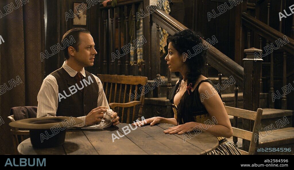 GIOVANNI RIBISI and SARAH SILVERMAN in A MILLION WAYS TO DIE IN THE WEST, 2014, directed by SETH MACFARLANE. Copyright MEDIA RIGHTS CAPITAL.