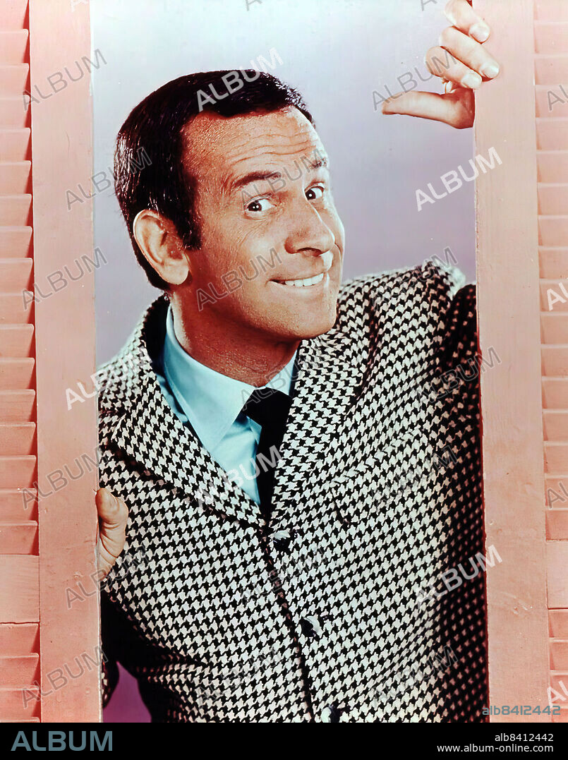 DON ADAMS in GET SMART, 1965, directed by BRUCE BILSON, DON ADAMS and GARY NELSON. Copyright CBS TV/NBC.