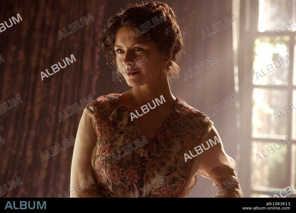 CATHERINE ZETA-JONES in DEATH DEFYING ACTS, 2007, directed by GILLIAN ARMSTRONG. Copyright AUSTRALIAN FILM FINANCE CORPORATION/MYRIAD PICT./BBC FILMS.