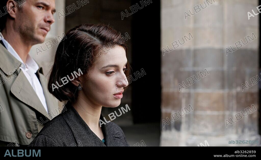 JAMES D'ARCY and MARIA VALVERDE in GUERNICA, 2016 (GERNIKA), directed by KOLDO SERRA. Copyright PECADO FILMS/TRAVIS PRODUCCIONES/PTERODACTYL PRODUCTIONS.
