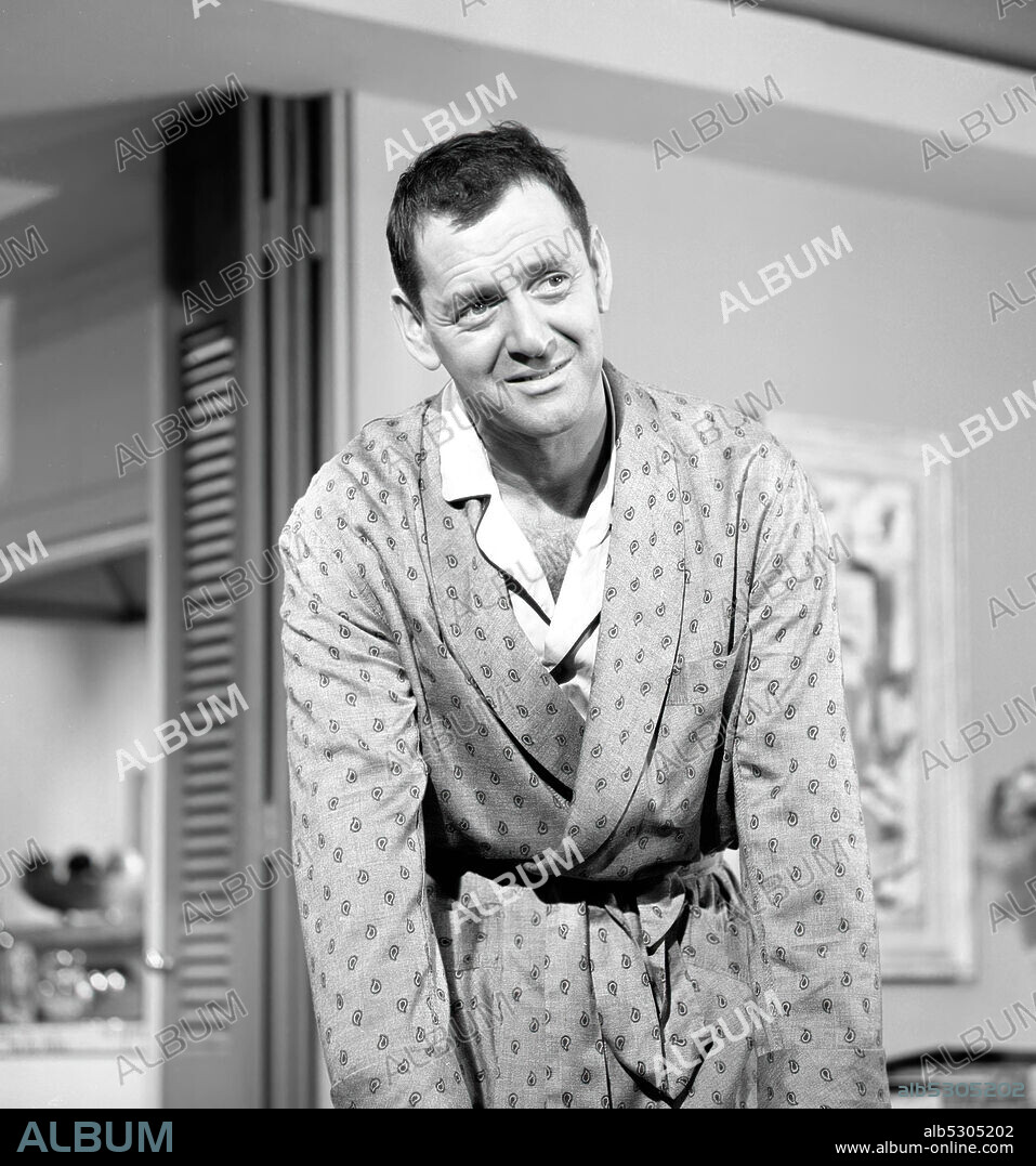 TONY RANDALL in THE ALFRED HITCHCOCK HOUR, 1962. Copyright SHAMLEY PRODUCTIONS.