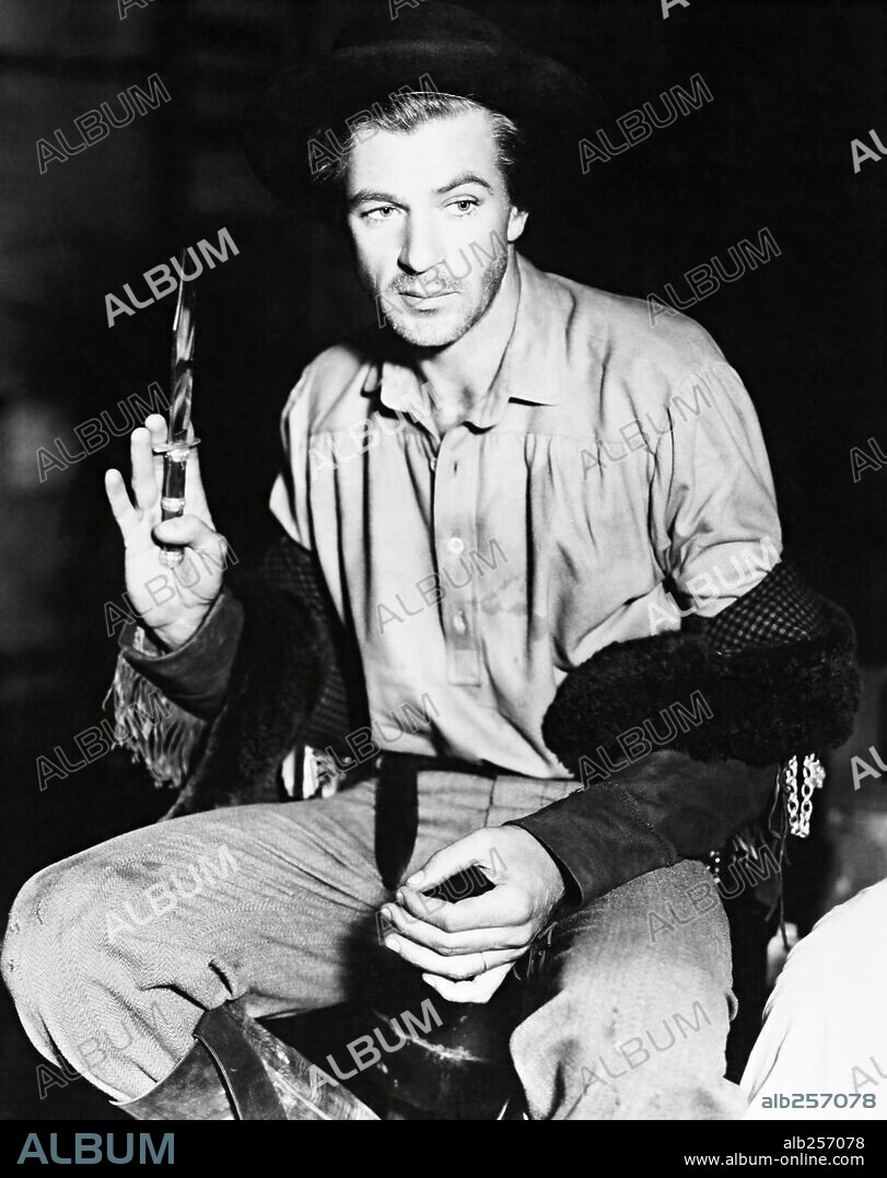 GARY COOPER en BUFFALO BILL, 1936 (THE PLAINSMAN), dirigida por CECIL B DEMILLE. Copyright PARAMOUNT PICTURES.
