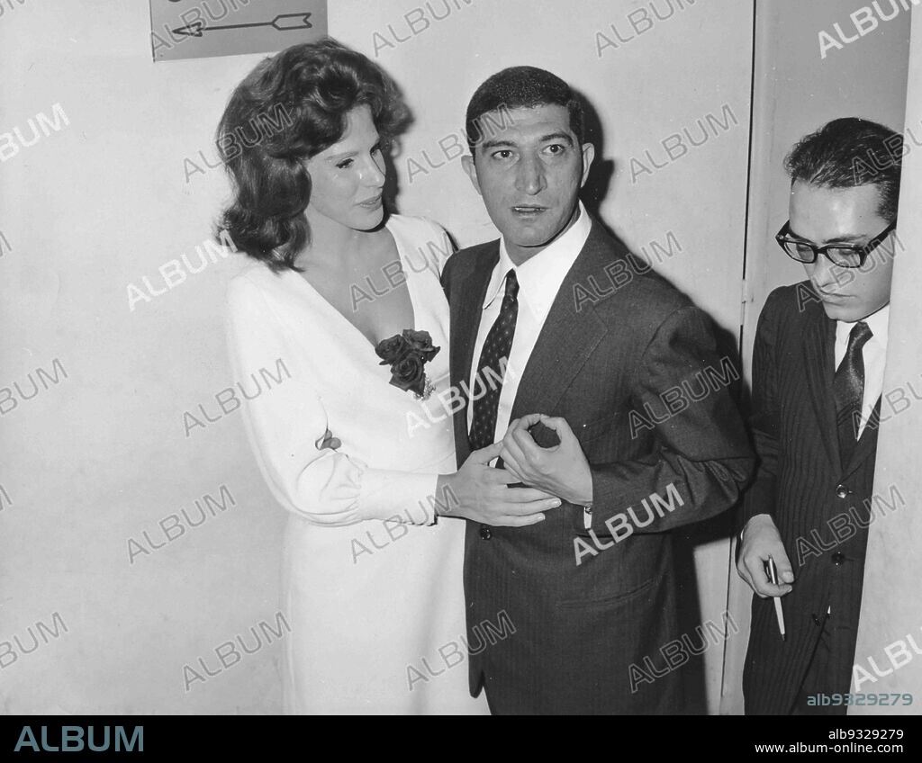 Ornella Vanoni and Nicola Arigliano, Napoli, 1964.