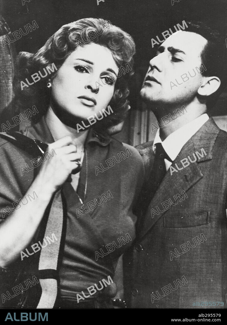 ALBERTO SORDI et SILVANA PAMPANINI dans LA BELLA DI ROMA, 1955, réalisé par LUIGI COMENCINI. Copyright LUX FILM.