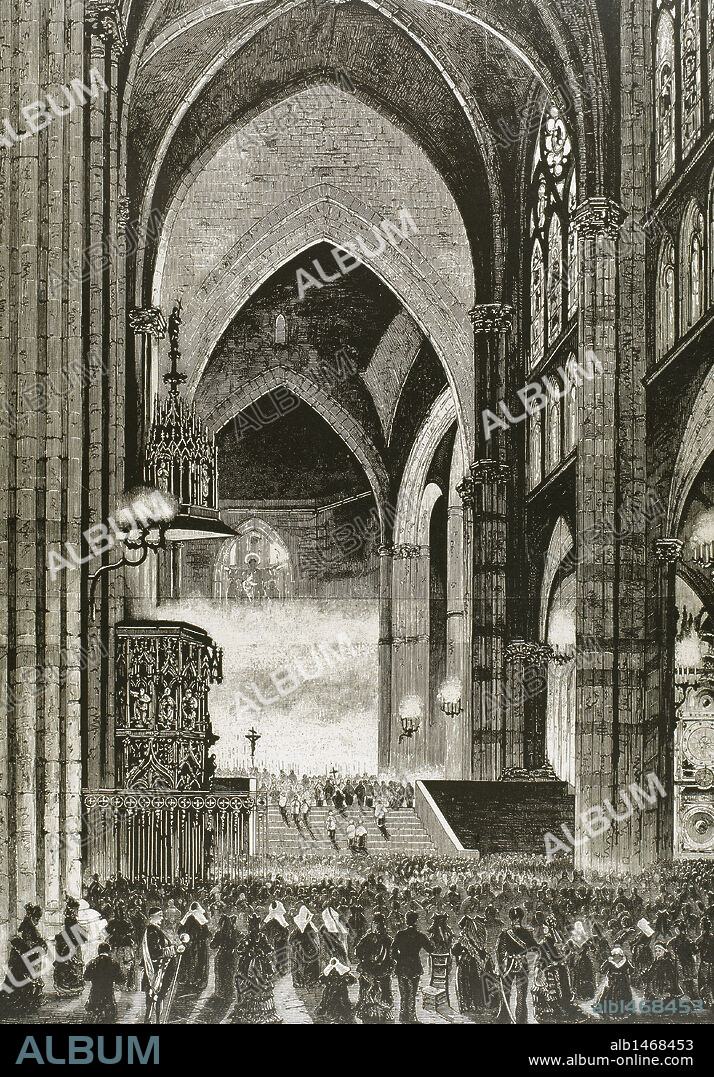 Celebrating Christmas Mass at the Cathedral of Strasbourg. France. Engraving in "The Spanish and American Illustration" (1875) on an original drawing by M. Robert Akmus.
