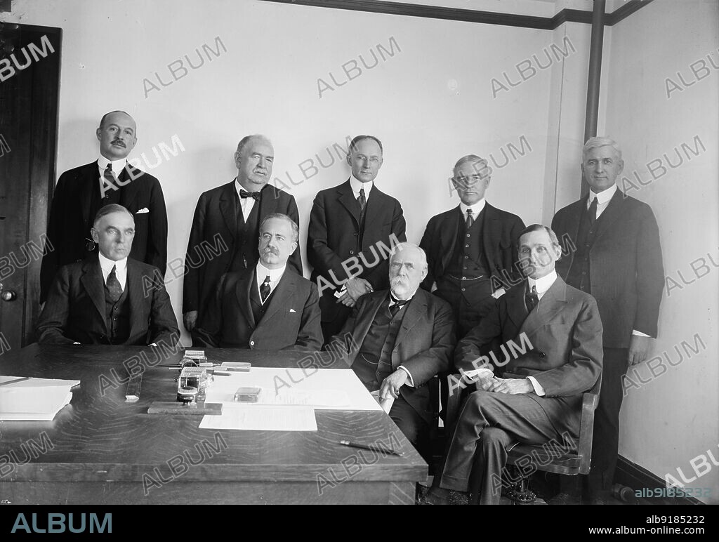 HARRIS & EWING. Railway Advisory Board - Standing: Hale Holden; Edward Chambers; Walker D. Hines; John Barton Payne; Oscar E. Price. Seated: A.H. Smith; John Skelton Williams; Henry Walters; W.G. Mcadoo, 1917.