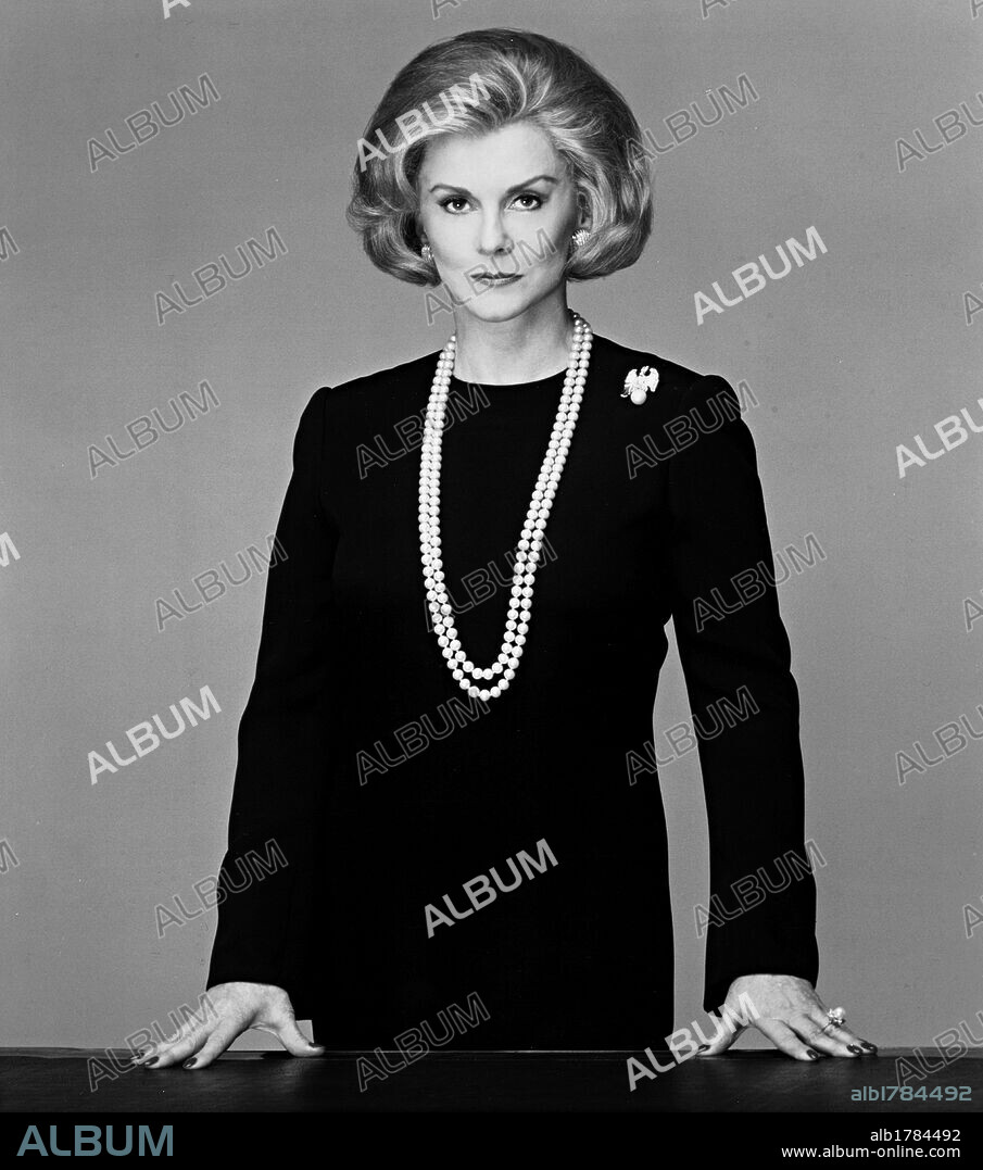 ANN-MARGRET in LIFE OF THE PARTY: THE PAMELA HARRIMAN STORY, 1998, directed by WARIS HUSSEIN. Copyright LIFETIME TELEVISION.