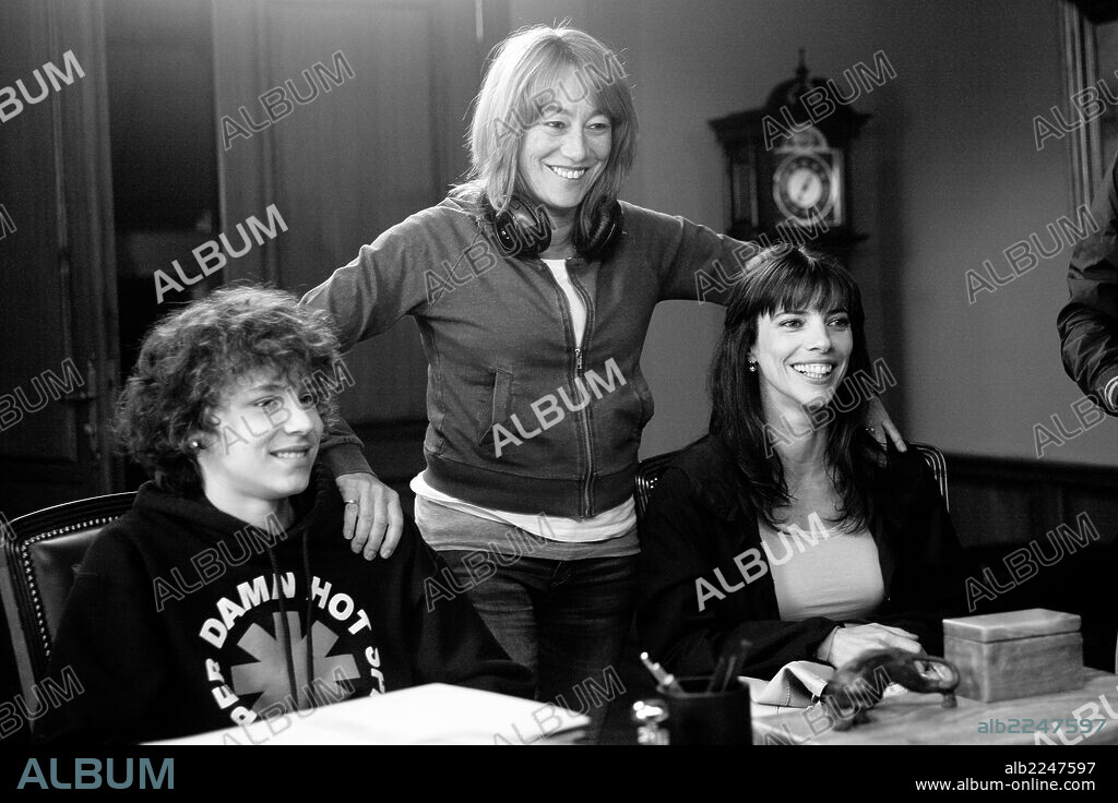 ARON PIPER, GRACIA QUEREJETA and MARIBEL VERDU in 15 AÑOS Y UN DIA, 2013, directed by GRACIA QUEREJETA. Copyright CASTAFIORE FILMS.