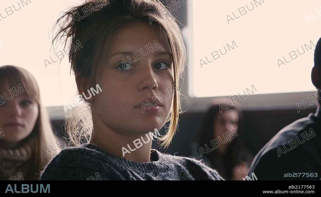 ADELE EXARCHOPOULOS en LA VIDA DE ADELE, 2013 (LA VIE D'ADELE), dirigida por ABDEL KECHICHE. Copyright QUAT'SOUS FILMS/WILD BUNCH.