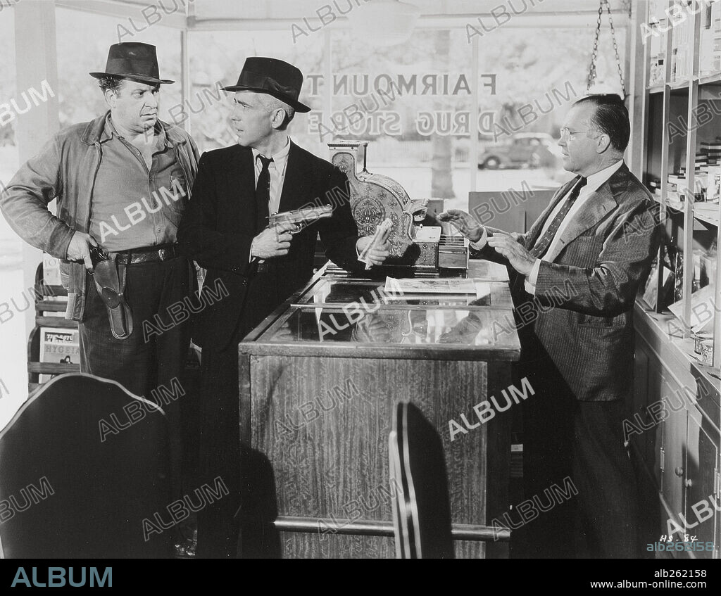 HUMPHREY BOGART en EL ÚLTIMO REFUGIO, 1941 (HIGH SIERRA), dirigida por RAOUL WALSH. Copyright WARNER BROS/FIRST NATIONAL.
