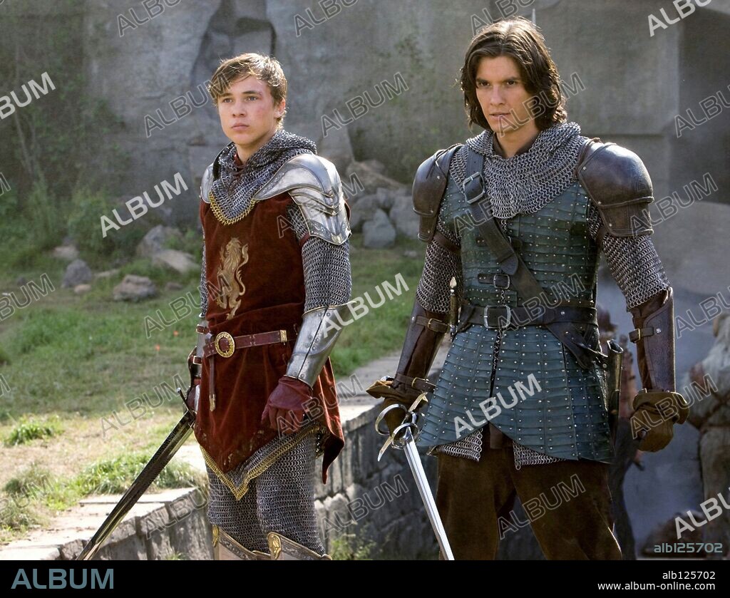 BEN BARNES und WILLIAM MOSELEY in DIE CHRONIKEN VON NARNIA - PRINZ KASPIAN VON NARNIA, 2008 (CHRONICLES OF NARNIA: THE CHRONICLES OF NARNIA: PRINCE CASPIAN), unter der Regie von ANDREW ADAMSON. Copyright WALT DISNEY PICTURES/WALDEN MEDIA/OZUMI FILMS/SILVERBELL / CLOSE, MURRAY.