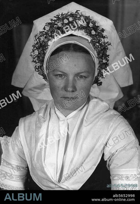 Volkskunde:. Trachten / Lausitz. Frau aus der Niederlausitz. Foto, um 1935 (Hans Retzlaff).
