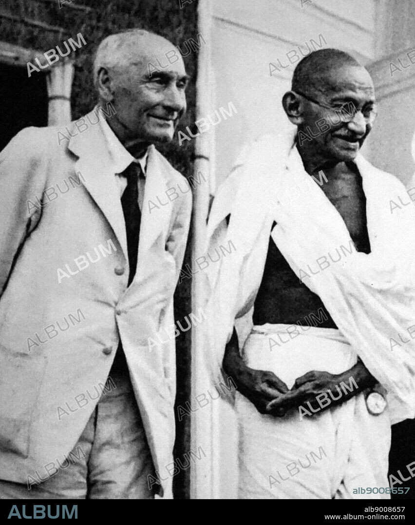 Pethwick Lawrence meets Mahatma Gandhi in 1946. Frederick William Pethick-Lawrence, Baron Pethick-Lawrence, (1871 1961) was a British Labour politician. From 1945 to 1947 he was Secretary of State for India and Burma, with a seat in the cabinet, and was involved in the negotiations that led to India's independence in 1947.