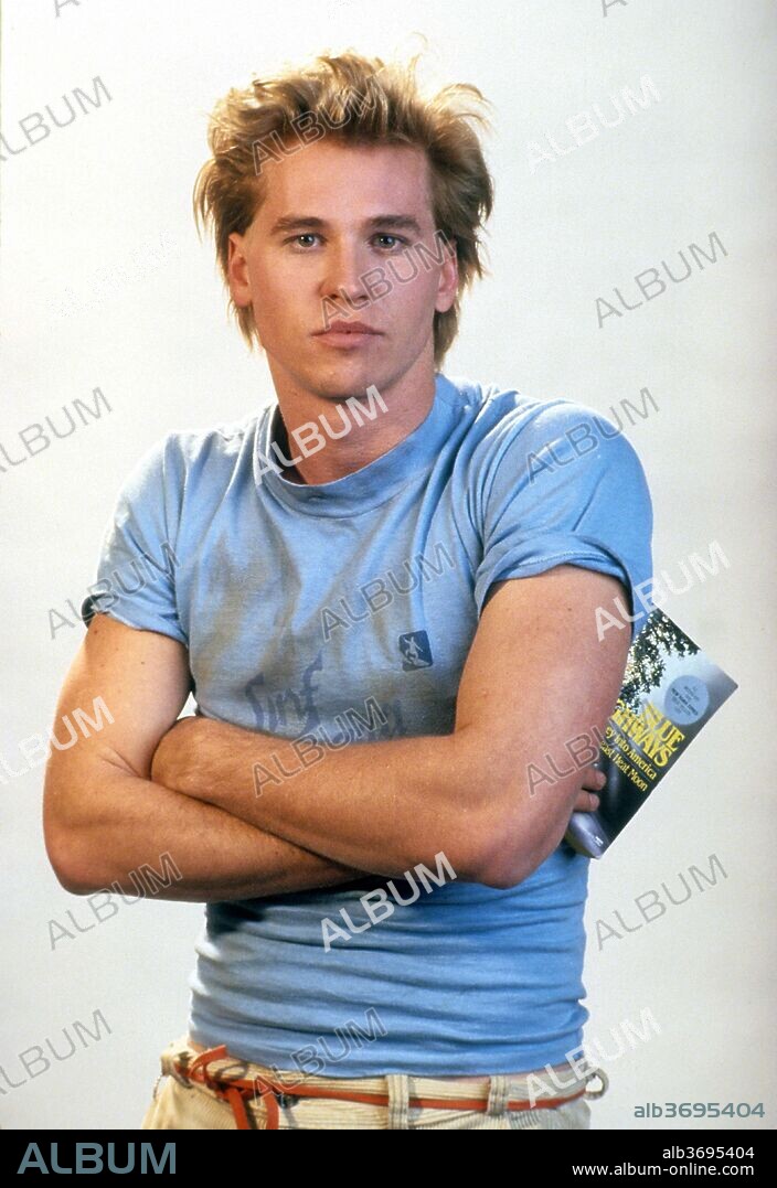 VAL KILMER in REAL GENIUS, 1985, directed by MARTHA COOLIDGE. Copyright TRISTAR PICTURES.