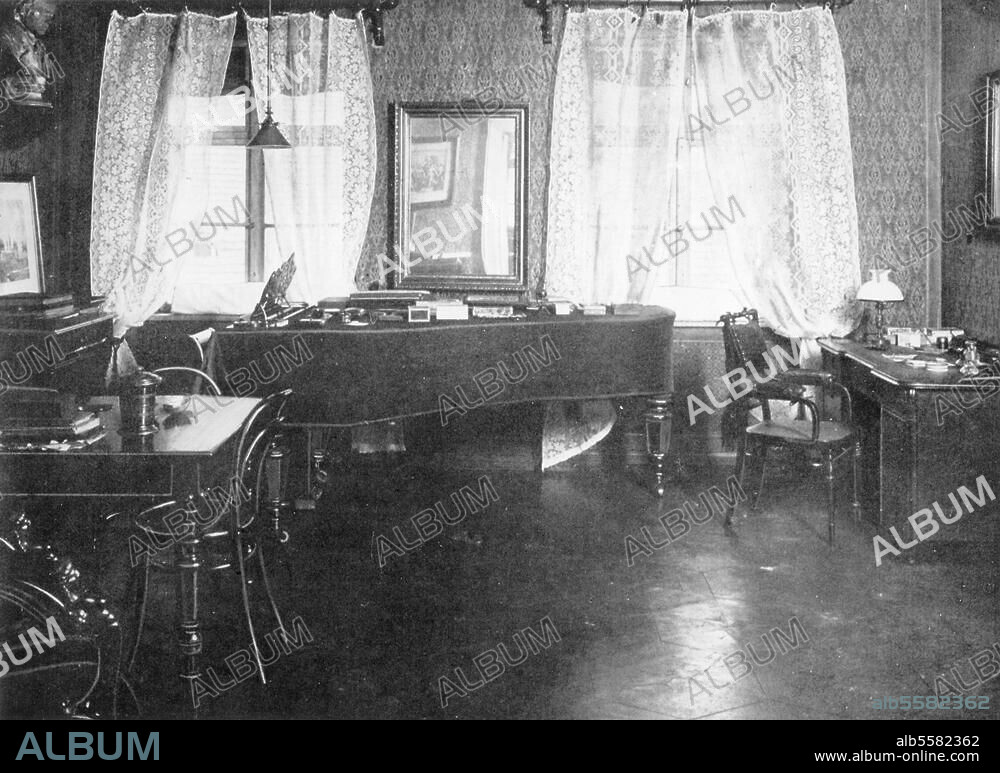 zu: Brahms, Johannes Komponist 1833-1897. Wien, Karlsgasse 4 (Ab 1872 Wohnung von Brahms und Sterbehaus am 3.4.1897). Innenansicht: Klavierzimmer. Foto, um 1910.