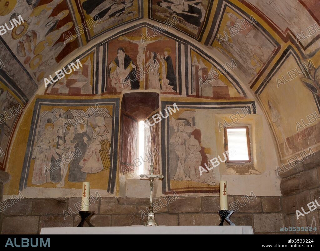Frescos de la bóveda del presbiterio (muro frontal), de la iglesia de Santa Eulalia, Siglo XV, Valdeolea, Cantabria, España.