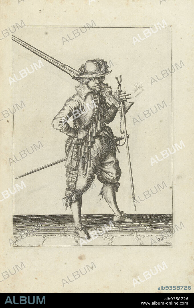 Soldier carrying his musket on his shoulder (no. 34), c. 1600, A soldier, full-length, to the right, holding a musket (a particular type of firearm) resting on his left shoulder (no. 34), c. 1600. In his left hand, in addition to the butt of the musket, he also holds a burning fuse and a furket (musket fork). It is therefore (virtually) the same position as the one shown in the second print of the series. Bottom right first erroneously numbered 2, corrected in 34. Plate 34 in the instructions for handling the musket: Brief enseignement, sur les pourtraitz figurez, touchant le droit maniement du Mousquet. Part of the illustrations in a French edition of J. de Gheyn's Wapenhandelinghe: J. de Gheyn, Maniement d'armes, d'arquebuses, mousquetz et piques : en conformité de l'ordre de Mour le Prince Maurice, Prince d'Orange, Amsterdam 1608. Martial arts circa 1600., print maker: Jacob de Gheyn (II) (workshop of), print maker: Robert de Baudous (possibly), print maker: Northern Netherlandsprint maker: Northern Netherlands, publisher: Amsterdam, publisher: Amsterdam, 1597 - 1608, paper, engraving, height 255 mm × width 185 mm.