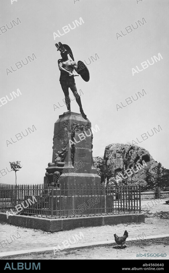 Monument, pietrabbondante, molise, italy 1920 1930.