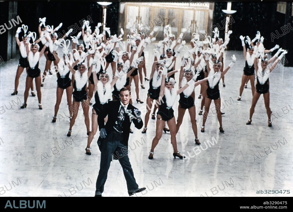 STEVE MARTIN in PENNIES FROM HEAVEN, 1981, directed by HERBERT ROSS. Copyright M.G.M.