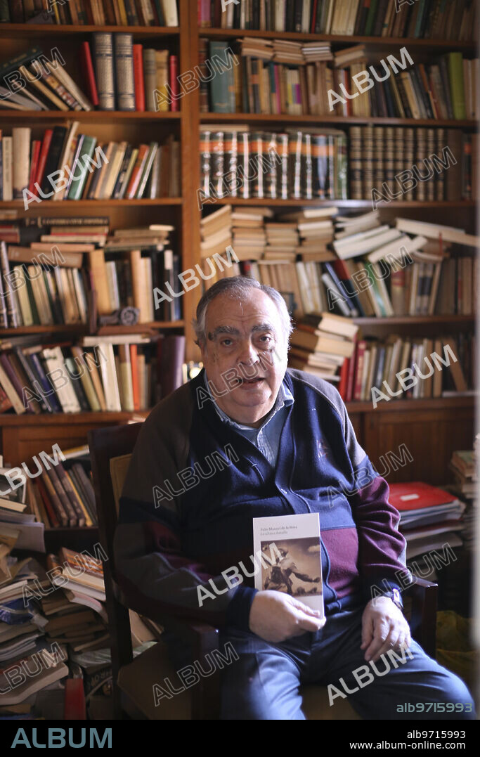 Seville, 01/03/2018. Interview with the Writer, Julio Manuel de la Rosa. Photo: Rocío Ruz. Archsev.