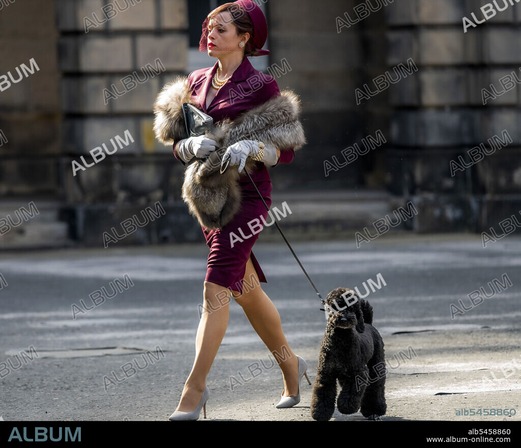 CLAIRE FOY in A VERY BRITISH SCANDAL, 2021, directed by ANNE SEWITSKY. Copyright Amazon Studios / Blueprint Pictures.