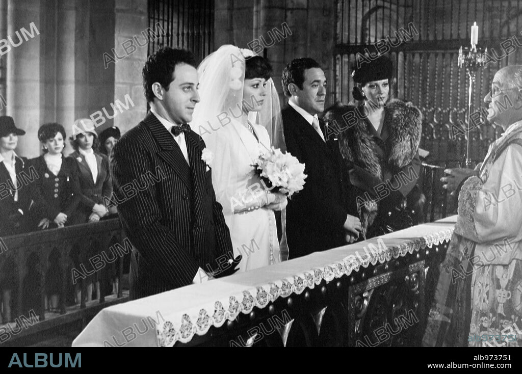 NIÑAS... AL SALON, 1977, dirigida por VICENTE ESCRIVA. Copyright IMPALA FILMS.