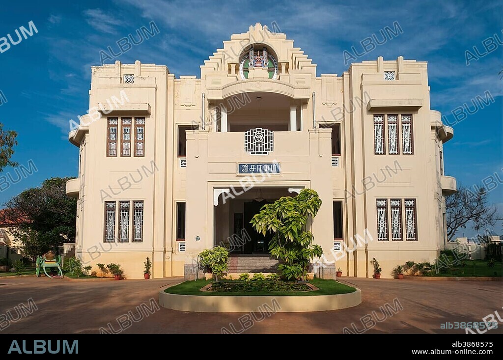 Front facade of an art-deco villa, Heritage Hotel Visalam, cgh group, Chettinad, Tamil Nadu, South India, India, Asia.