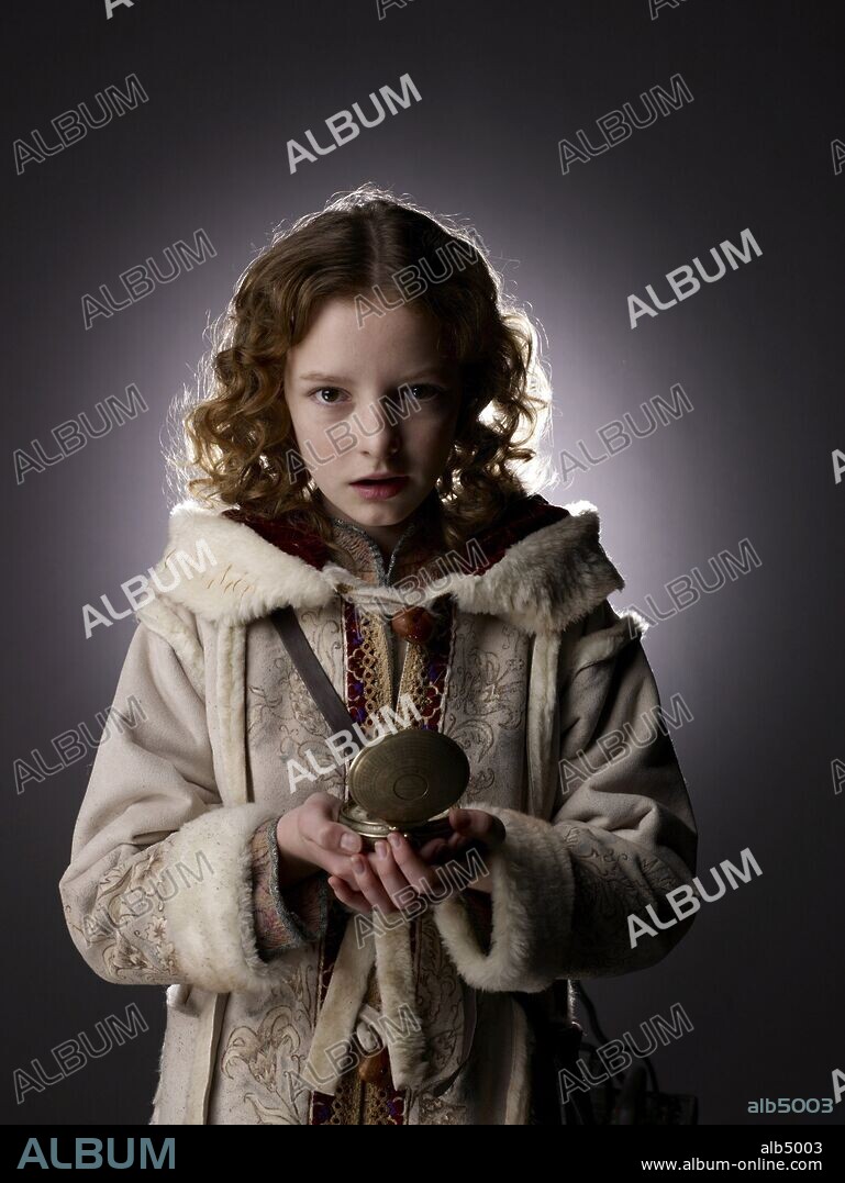 DAKOTA BLUE RICHARDS in THE GOLDEN COMPASS, 2007, directed by CHRIS WEITZ. Copyright NEW LINE CINEMA/SCHOLASTIC PRODUCTIONS/DEPTH OF FIELD/INGENI.