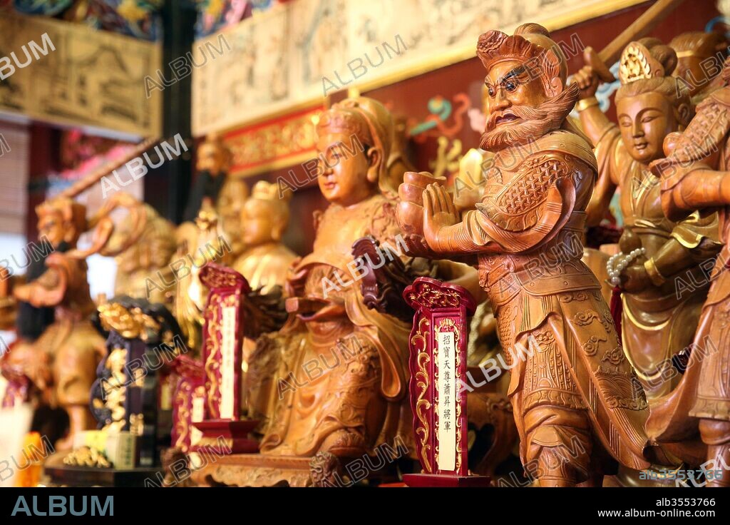 Yu Huang Gong Temple of Heavenly Jade Emperor. Taoist Pantheon. Singapore.