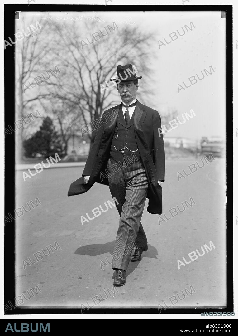 HARRIS & EWING. Claude A. Swanson, between 1913 and 1917. American lawyer and politician Claude Augustus Swanson; Governor of Virginia, Secretary of the Navy.
