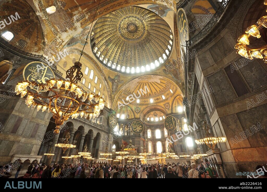 Santa Sofia , iglesia de la santa sabiduria,siglo VI.Sultanahmet. Estambul.Turquia. Asia.
