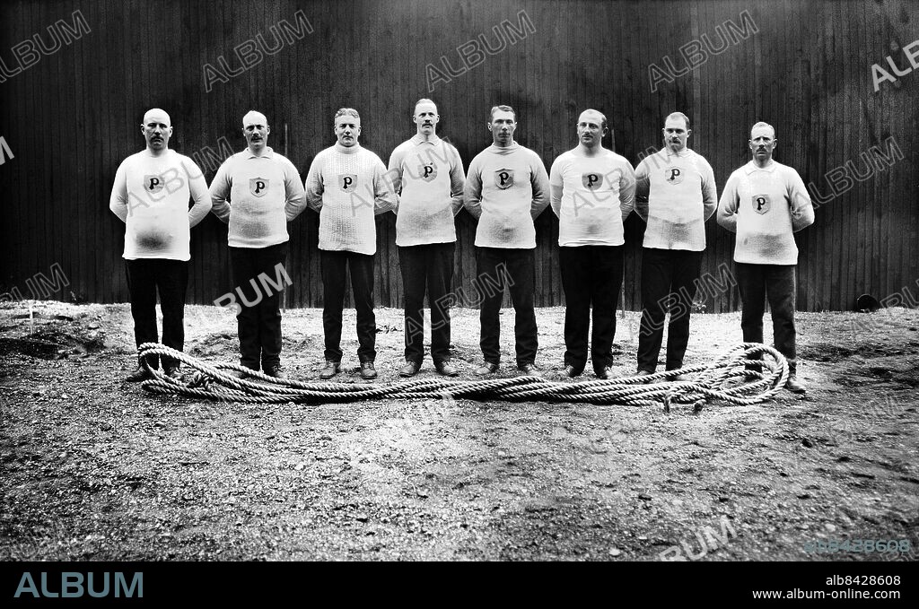FILE 1912. Picture from the olympics in Stockholm 1912. Swedens tug-of-war-team was gold medallists at the olympics in Stockholm 1912.. Only two participating teams: England and Sweden. Sweden won the gold. The team consisted of police men from Stockholm and Gothenburg, complemented by a fisherman from Sandhamn. The English team consisted of police men from London.. Foto:Scanpix Historical/ Kod:1900. Scanpix SWEDEN.