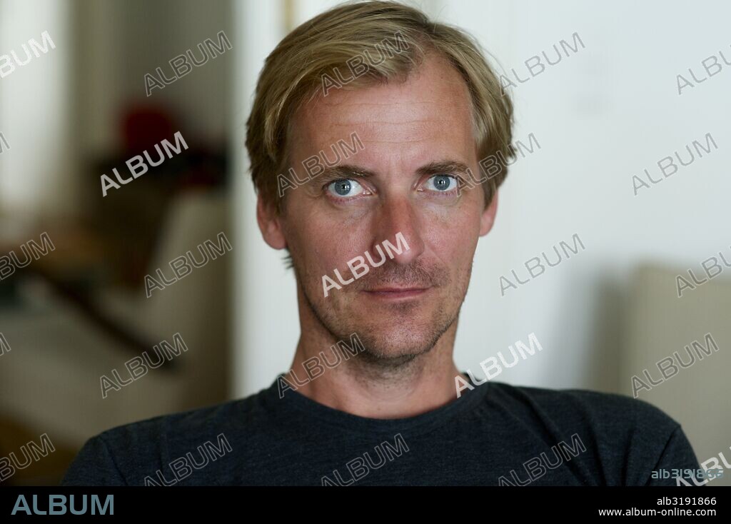 LARS KRAUME in DER STAAT GEGEN FRITZ BAUER, 2015, unter der Regie von LARS KRAUME. Copyright ZERO ONE FILM/TERZ FILM/WDR/HR/ARTE.