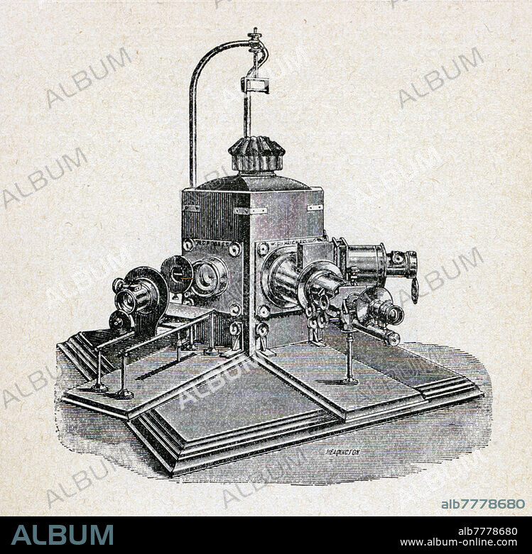 MAGIC LANTERN Magic lantern by William Charles Hughes (1844-1908) with three heads: single luminous body, rectifier prism to project experiments, slide projection microscope and optics for common transparencies. A support to his unparalleled era for multimodal audiovisual teaching. Engraved from the manual by Luigi Sassi "Fixed projections and cinema", Hoepli, Milan 1911.