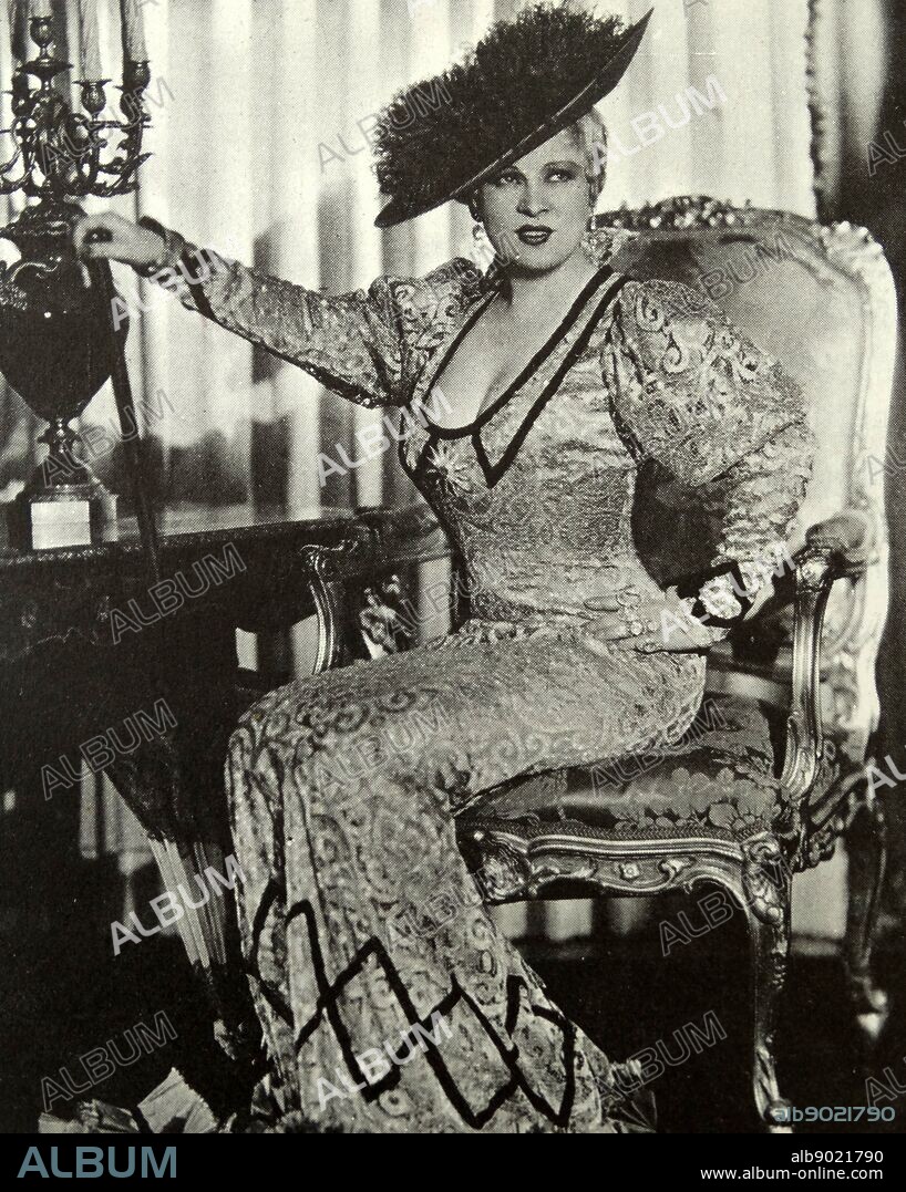 She Done Him Wrong', 1933. 'I collect diamonds,' says Mae West to Gilbert Roland, 'it's m' hobby.'.
