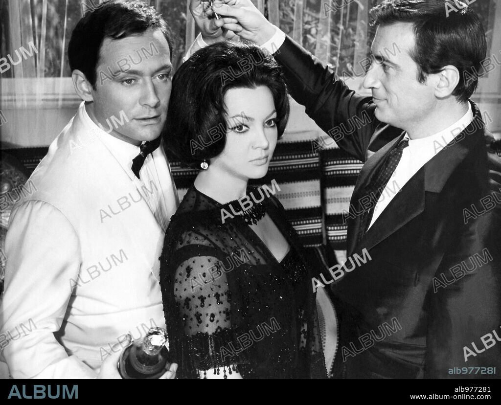 SARA MONTIEL en NOCHES DE CASABLANCA, 1963, dirigida por HENRI DECOIN. Copyright BALCAZAR P.C.