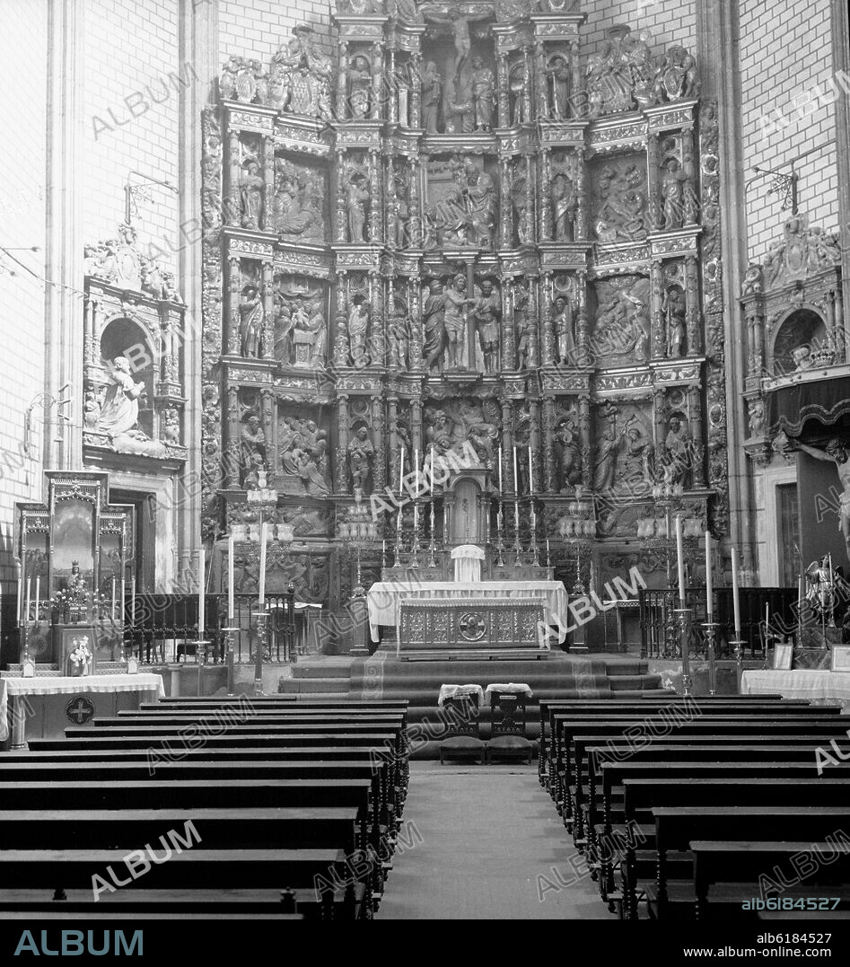 FRANCISCO GIRALTE (1500-1576). RETABLO MAYOR DE LA CAPILLA DEL OBISPO ACABADO EN EL AÑO 1550 - FOTOGRAFIA EN BLANCO Y NEGRO - AÑOS 60 -.