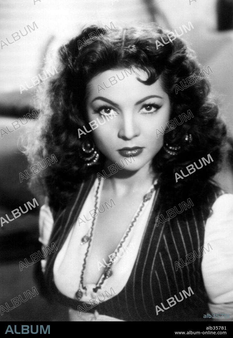 SARA MONTIEL. 1953