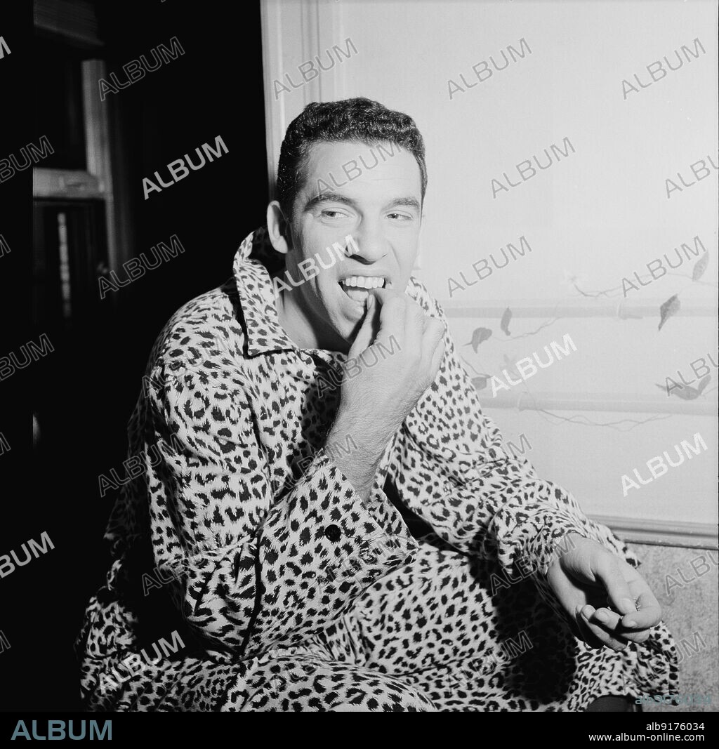 WILLIAM PAUL GOTTLIEB. Portrait of Buddy Rich, Strand(?), New York, N.Y., ca. Aug. 1946.
