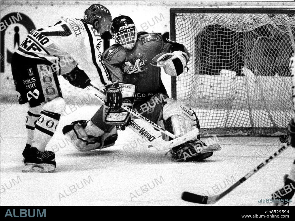 Göteborg 1991-01-23- Ishockey - Frölunda -. Joakim Hökegård, Mölndal. Foto: Bengt Kjellin *** Local Caption *** . BENGT KJELLIN.