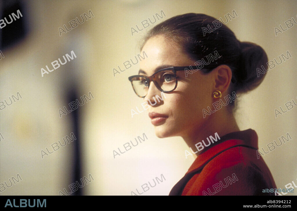 EMMANUELLE BEART en MISION IMPOSIBLE, 1996 (MISSION: IMPOSSIBLE), dirigida por BRIAN DE PALMA. Copyright PARAMOUNT PICTURES.