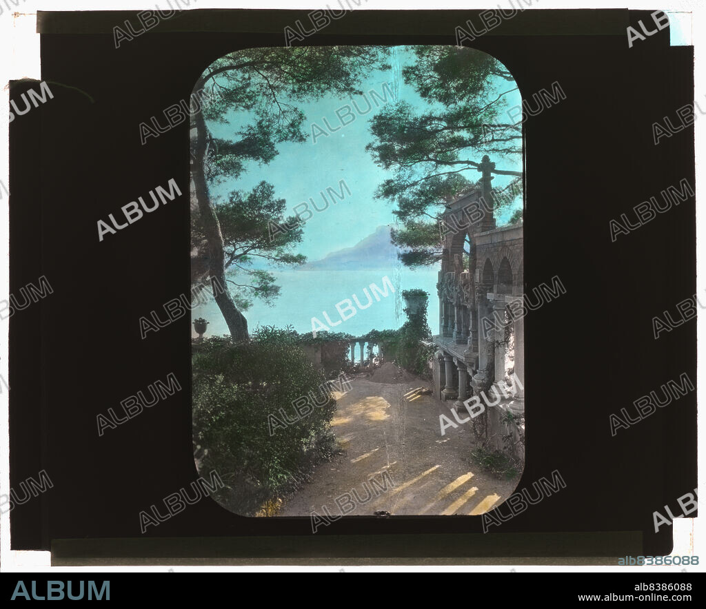 FRANCES BENJAMIN JOHNSTON. Villa Torre Clementina, Louis Antoine Stern house, Avenue Impe´ratrice Euge´nie [Avenue Impératrice Eugénie], Roquebrune-Cap-Martin, Alpes Maritimes, France, 1925. House architecture: Lucien Hesse, commissioned 1904. Landscape: Rafaele Mainella. Associated Name: Ernesta (Mrs. Louis) Stern.