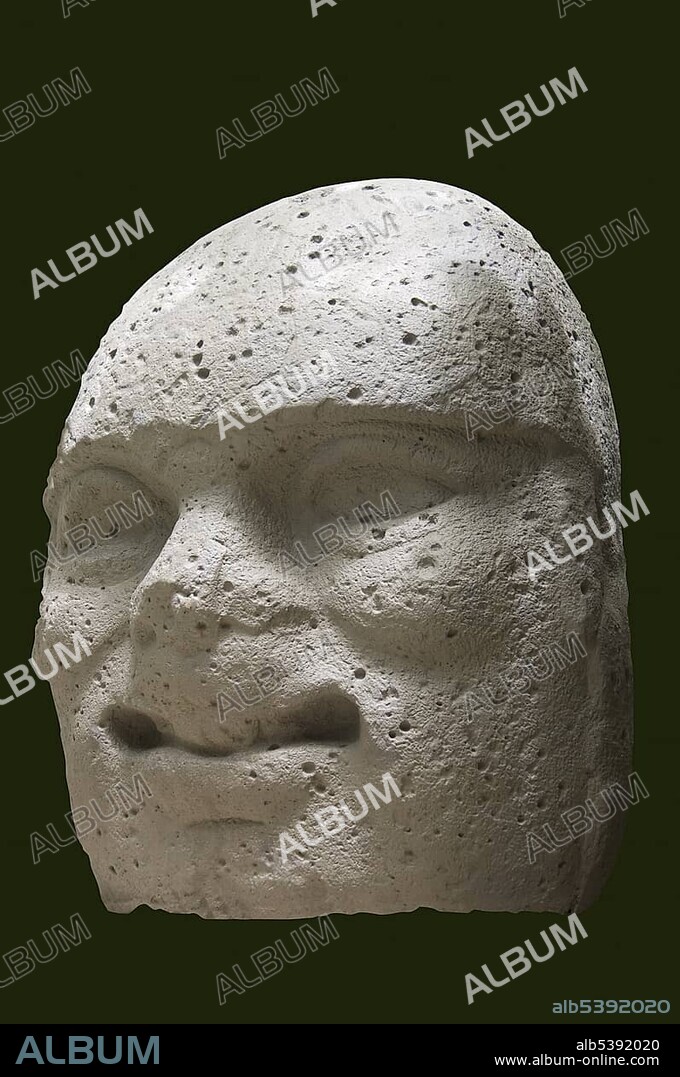Olmec giant stone head and sculpture, Park Museum La Venta, Villahermosa, Yucatan, Mexico