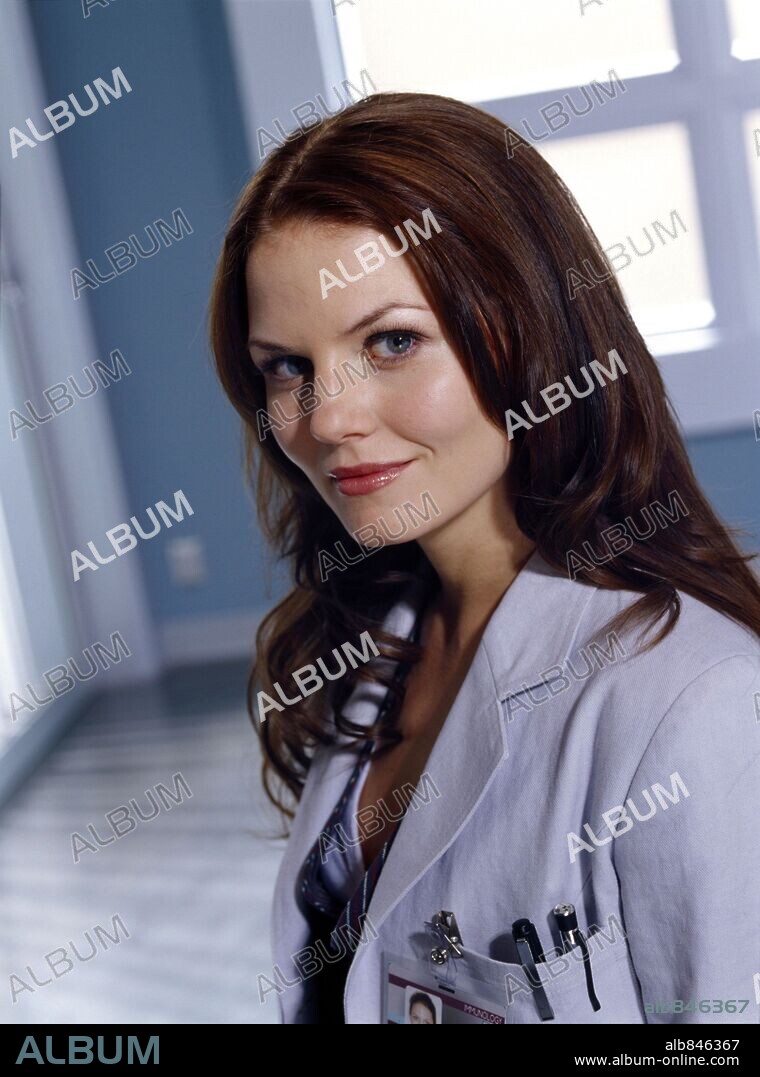 JENNIFER MORRISON in HOUSE, M. D., 2004 (HOUSE M. D.), directed by BRYAN SINGER and KEITH GORDON. Copyright FOX BROADCASTING COMPANY / HUMBERT, SCOTT.