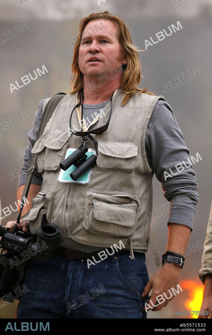 VAL KILMER in 5 DAYS OF WAR, 2011, directed by RENNY HARLIN. Copyright MIDNIGHT SUN PICTURES.