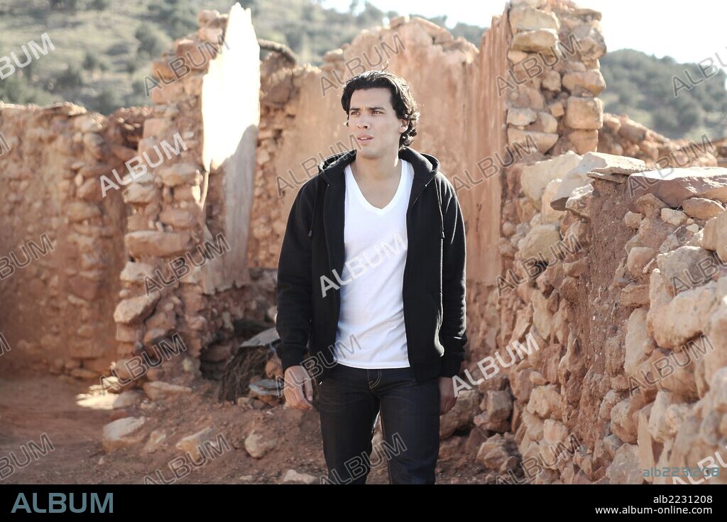 TEWFIK JALLAB dans NÉ QUELQUE PART, 2013, réalisé par MOHAMED HAMIDI. Copyright QUAD PRODUCTIONS.