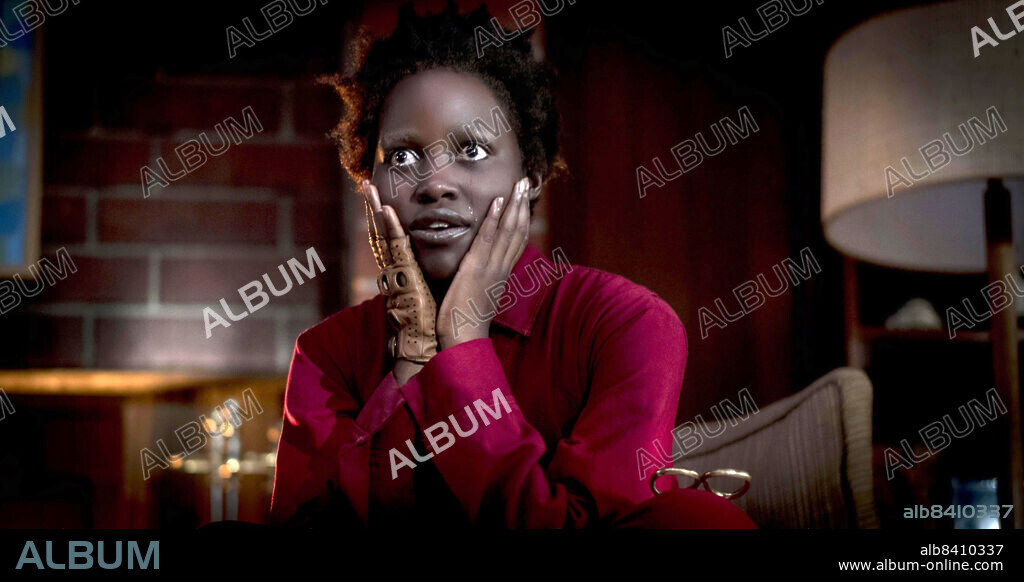 LUPITA NYONG'O dans US, 2019, réalisé par JORDAN PEELE. Copyright Blumhouse Productions / Universal Pictures / Monkeypaw Produ.