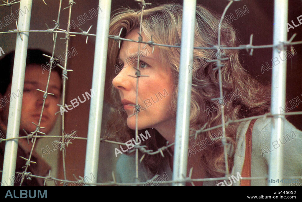 JILL CLAYBURGH en HANNA K., 1983, dirigida por CONSTANTIN COSTA-GAVRAS. Copyright KG PRODUCTIONS/GAUMONT/ANTENNE 2.