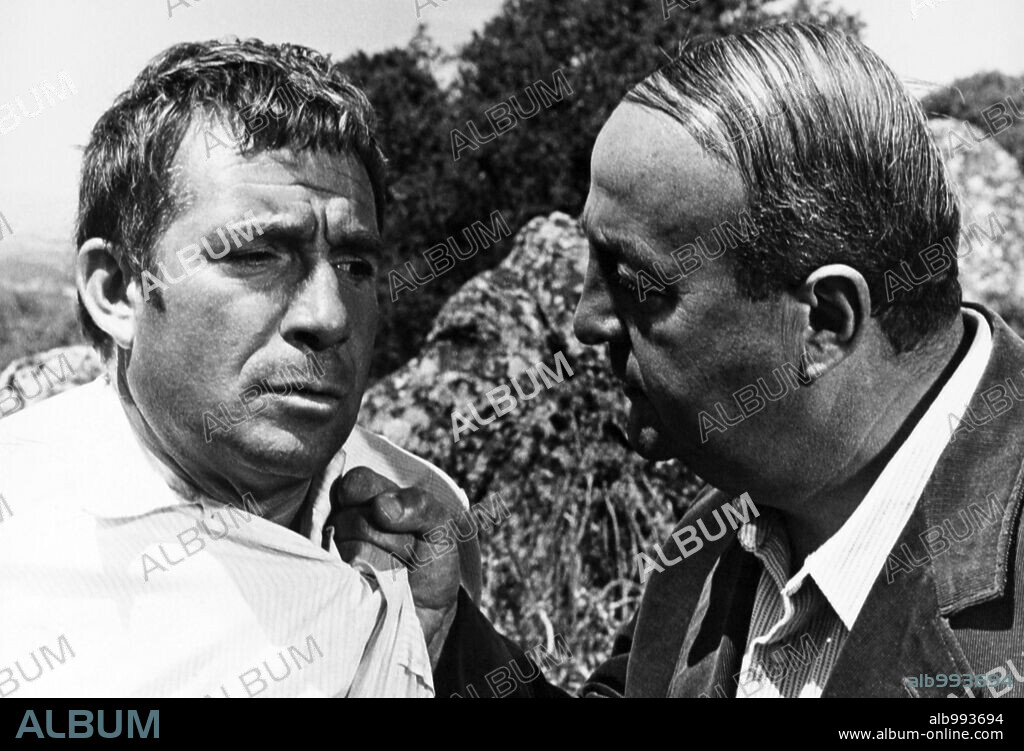 BERNARD BLIER et UGO TOGNAZZI dans UNA QUESTIONE D'ONORE, 1965. Copyright MEGA FILMS.